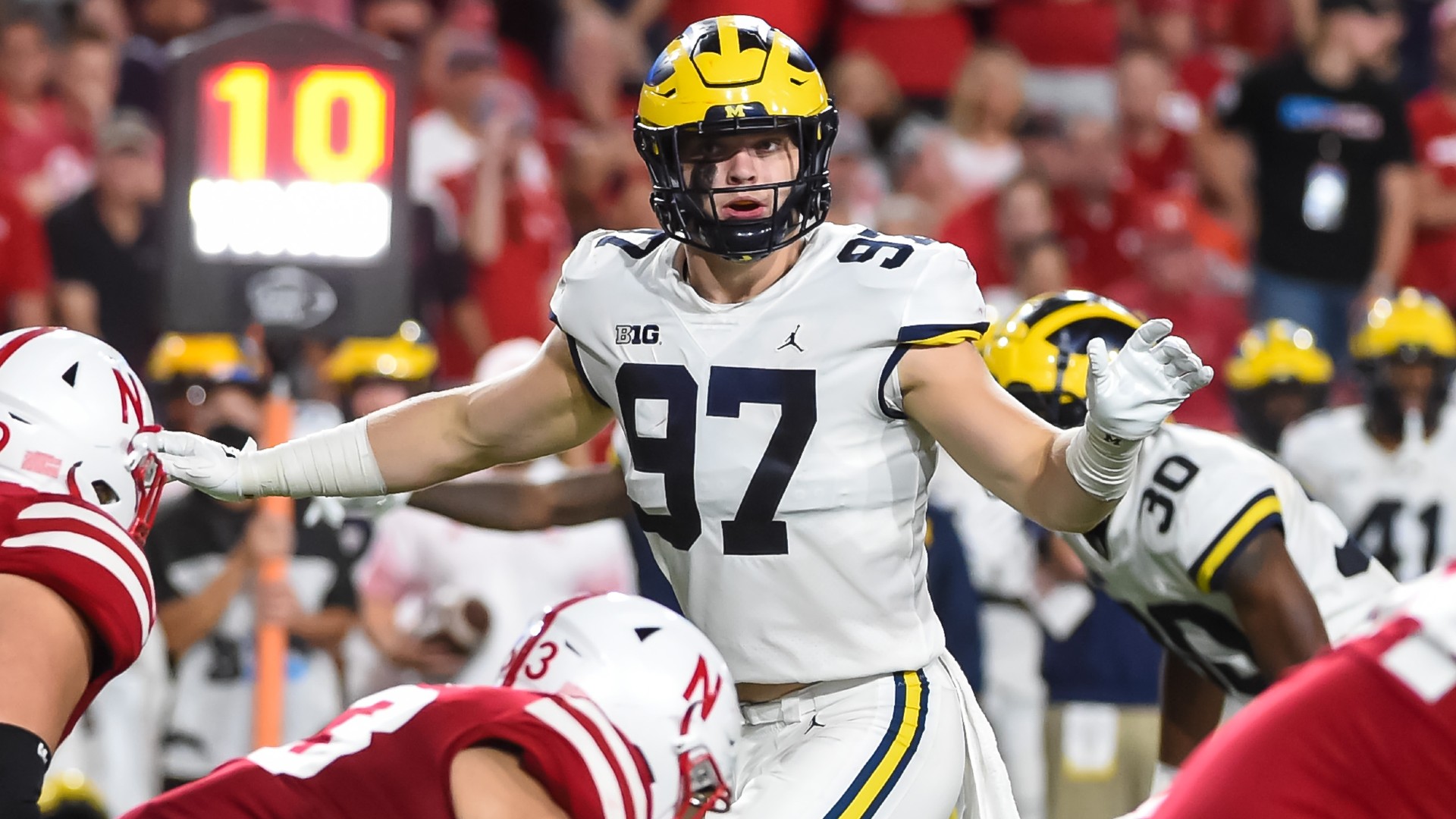 NFL Mock Draft 2022: Michigan, Alabama, Georgia, Cincinnati make up 8 of 32 picks in Round 1 - Sporting News